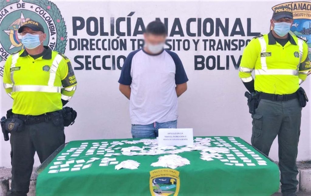 Capturado-con-cocaina-en-puesto-de-control-de-la-Policia