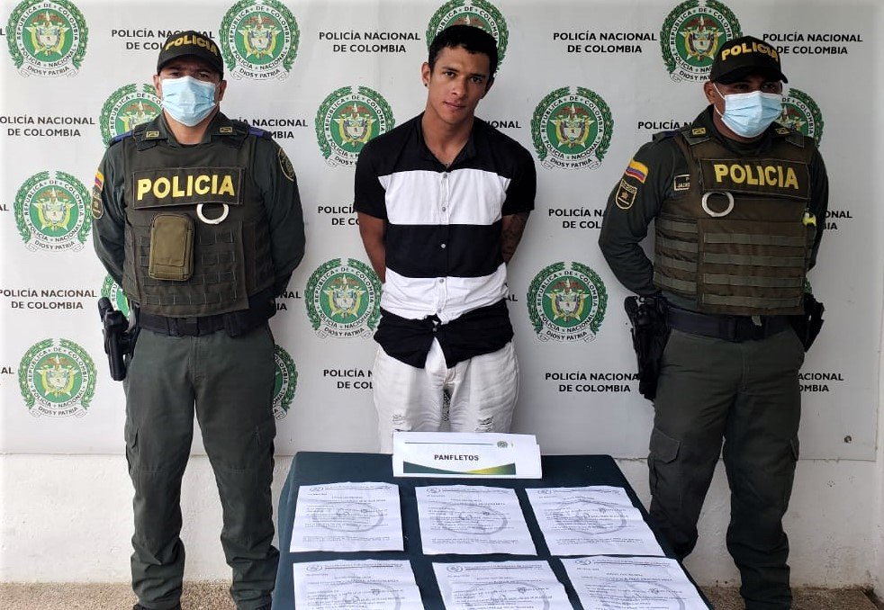 Lo capturan por aterrorizar a comerciantes de Magangué con panfletos del Clan del Golfo.