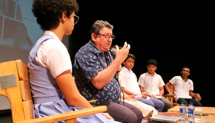 Teato-Adolfo-Mejia-Leer-el-Caribe