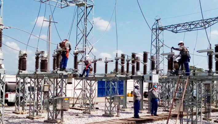 Mantenimiento-en-subestacion-electrica