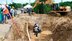 Intervencion-Aguas-de-cartagena-dano-tuberia.