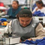 Trabajadora-empresa.