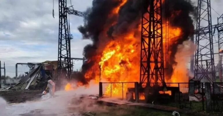 Rusia y Ucrania acercan posiciones para frenar ataques contra objetivos energéticos.
